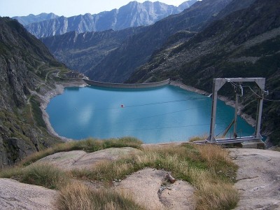 source: http://upload.wikimedia.org/wikipedia/commons/thumb/c/cd/Pontese-Carpano_008.jpg/1024px-Pontese-Carpano_008.jpg